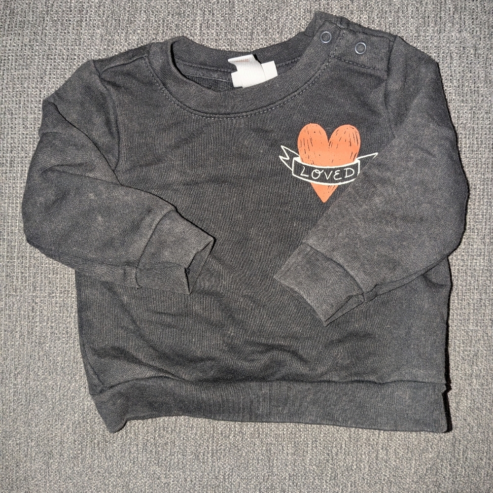 Sweatshirt
